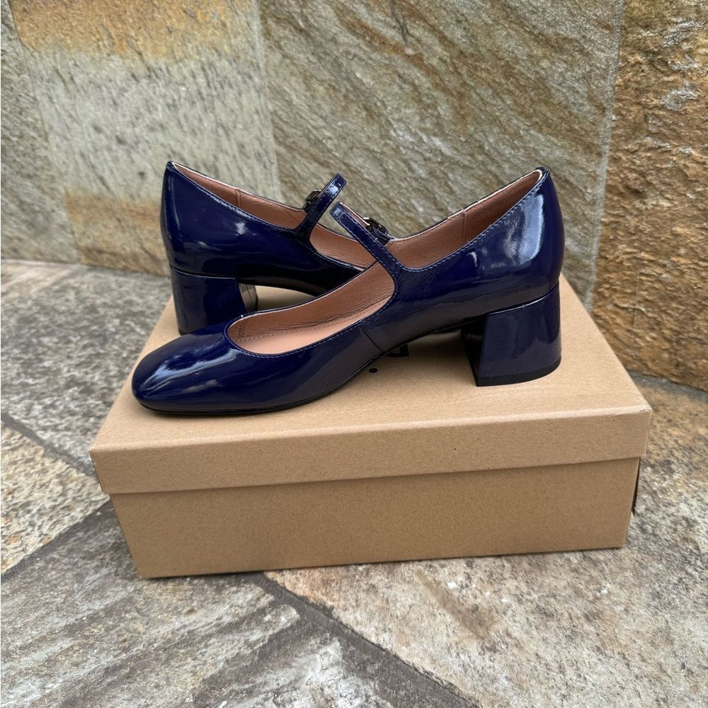 BiBi LOU Cardiff Mary Jane Heels - Navy Patent size 10